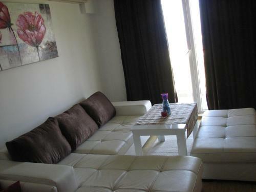 Two-bedroom Apartment Donika