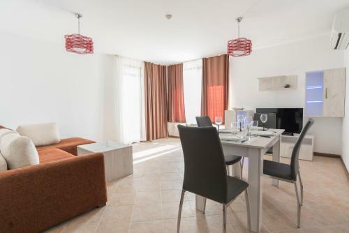 Oasis Resort & Spa Cozy Apartments