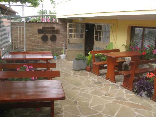 Hotel Barba Yani