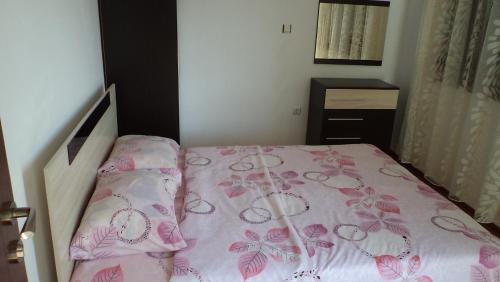 Apartments In Sunny Hill 3 Complex