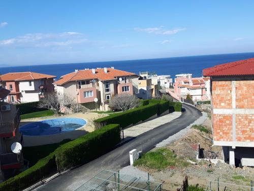 Apartments In Sunny Hill 3 Complex