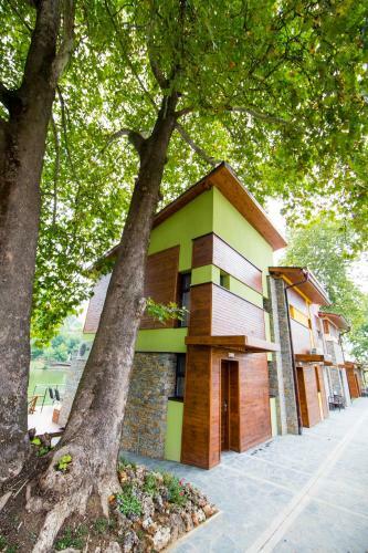 Hotel Waterside Houses