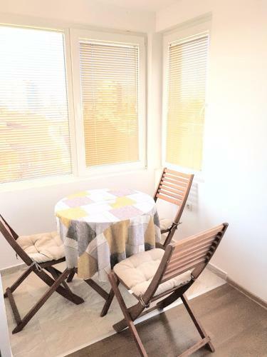 Mariya's Apartments