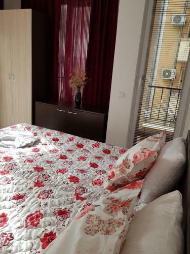 Mariya's Apartments