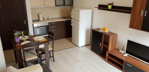 Mariya's Apartments