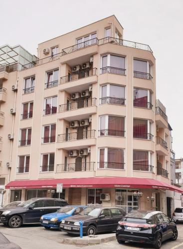 Mariya's Apartments