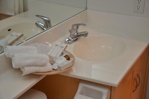 Apartamento Living Suites - Toronto