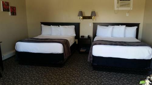 Middleton Motel & Suites