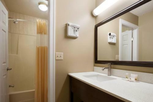 Hotel Days Inn Vernon