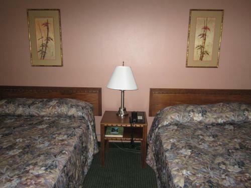 Fort Nelson Hotel