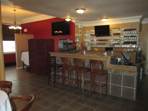 Fort Nelson Hotel