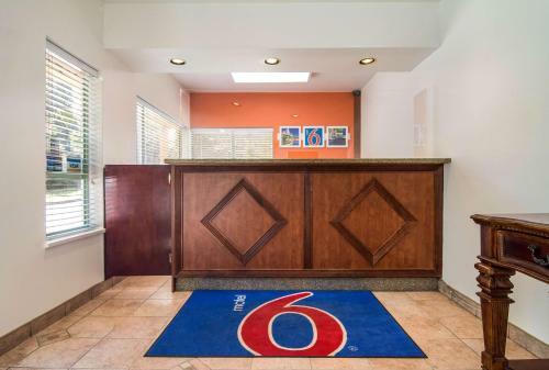 Hotel Econo Lodge Surrey
