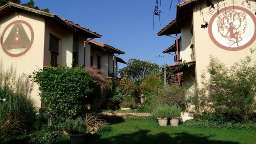 Hostal Eco Pousada Jardim Do Eden
