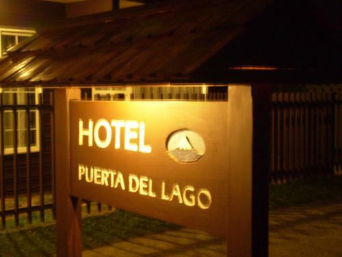 Hotel Puerta Del Lago