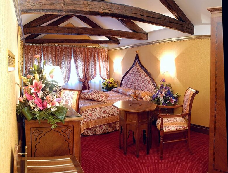 Hotel Ai Mori D'oriente
