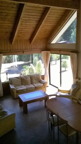 Hotel Caba�as Los Cantaros De Pucon