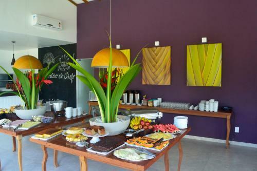 Ravenala Hotel