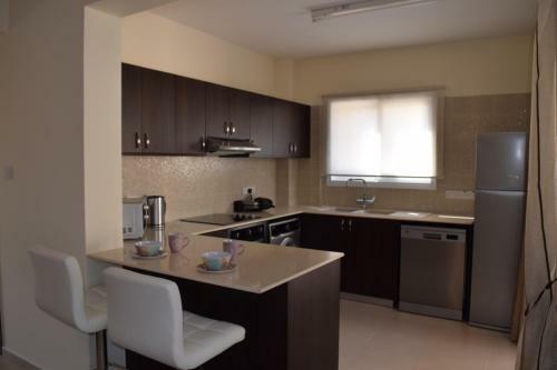 Zephyros Apartment