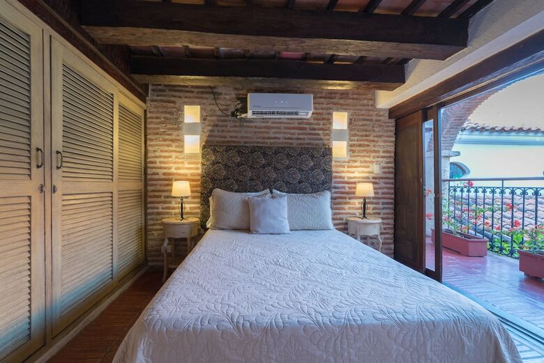 Hotel Casa De Los Reyes By Hmc