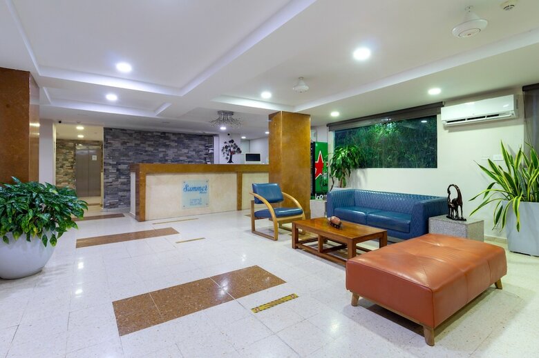 Hotel Summer