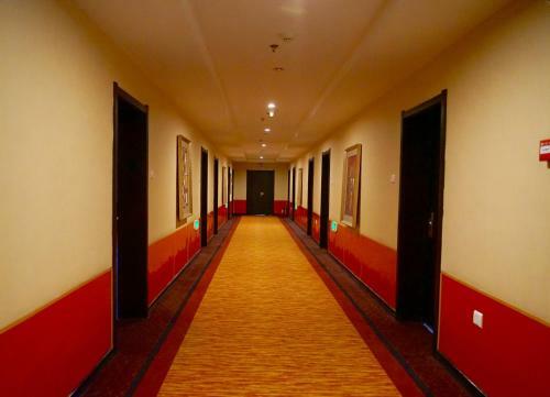 Everising Modern Hotel Central Street