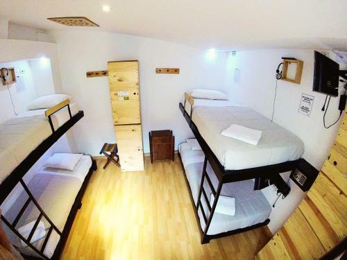 Hostal De La 57