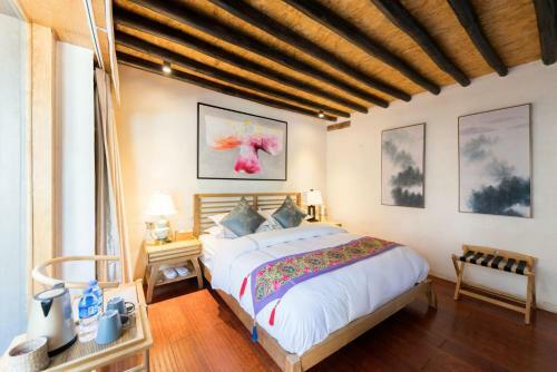 Posada Dali Old Courtyard-style Boutique Hotel
