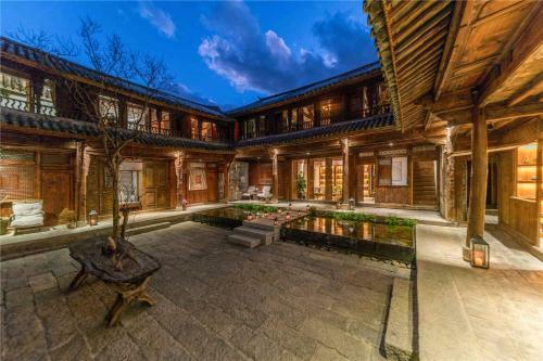 Posada Dali Old Courtyard-style Boutique Hotel
