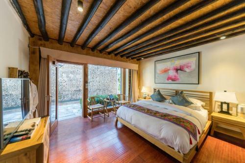 Posada Dali Old Courtyard-style Boutique Hotel