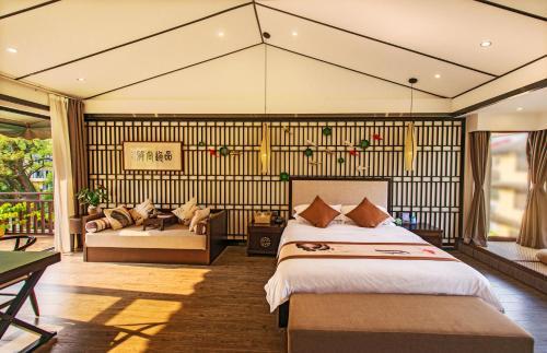 Hotel Peach Blossom River Resort