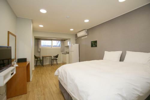 Lodge Jirisan Park Healing Pension