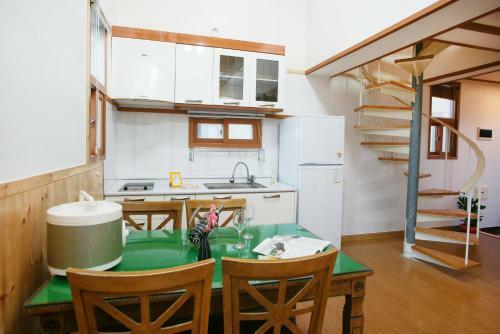Olle House