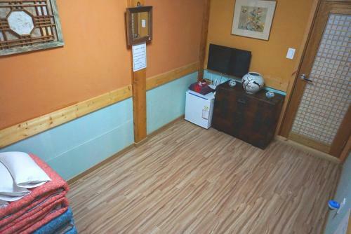 Hostal Gangneongjeon Hanok Stay