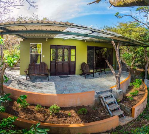 Rainbow Valley Lodge Costa Rica