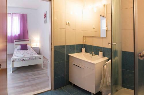 Hostal Summer Bay Apartments