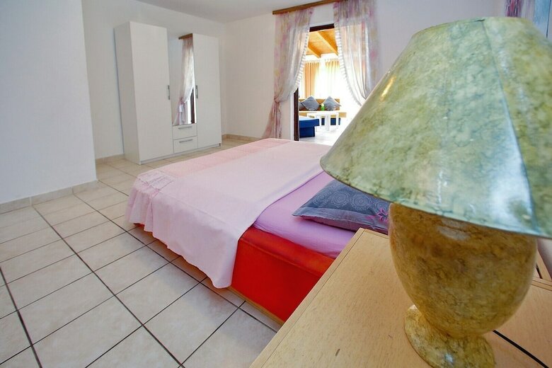 Apartments Verka