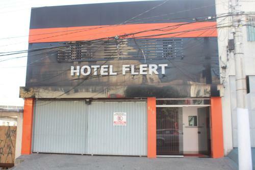 Hotel Flert - Tatuap�