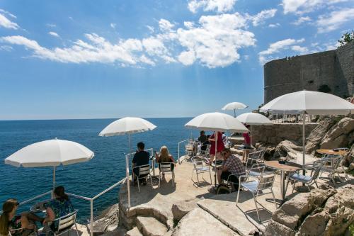 Buza Beach Apartments