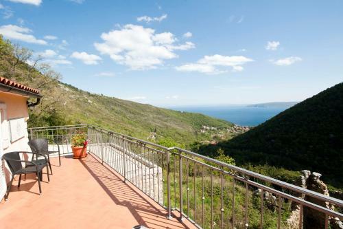 Holiday House Bariani