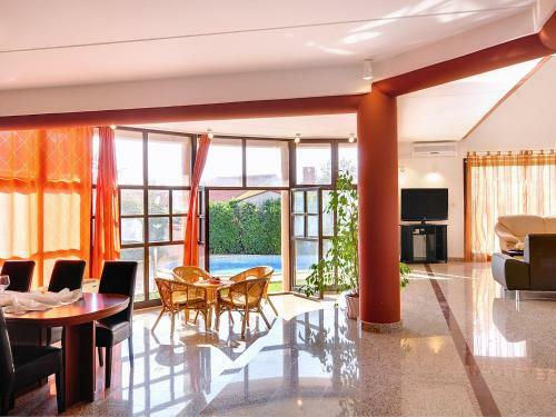 Villa Mutila