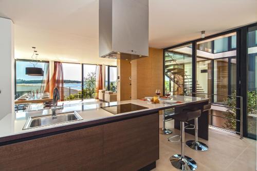 Golden Rays Villas
