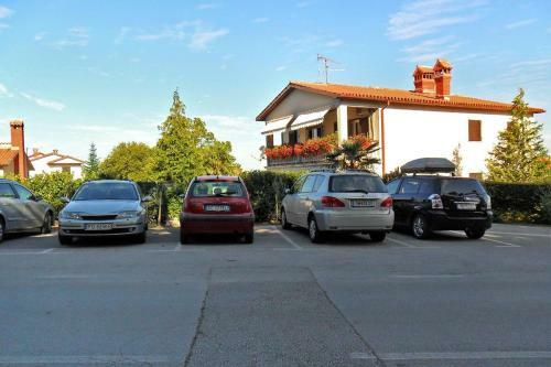 Apartment Nedescina 7455b
