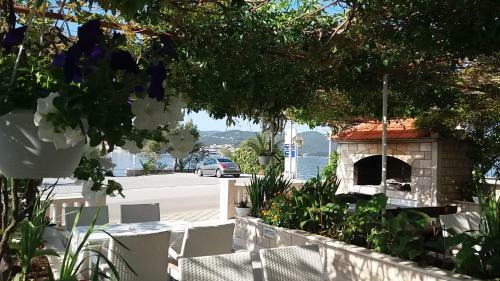 Holiday Home Vrgorac
