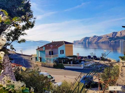 Hostal Guest House Villa Baska