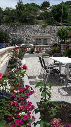 Hostal Guest House Villa Baska