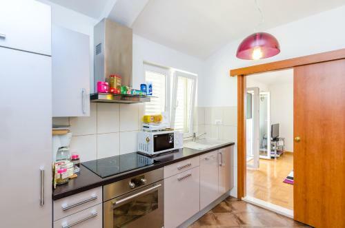 Ana Apartment