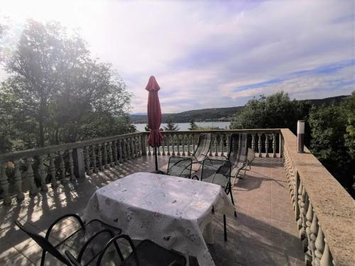 Apartments Vedrana 2423