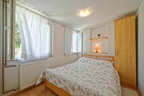 Apartments Vedrana 2423