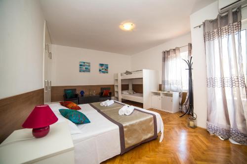 Albergue Holiday Home White House