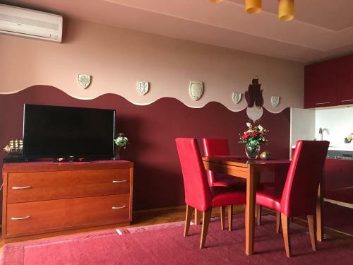 Thorina Apartments